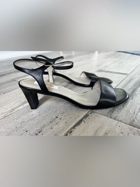 NEW! Talbots Classic Black Leather Mid-Heel Sandals with Ankle Strap - size 9